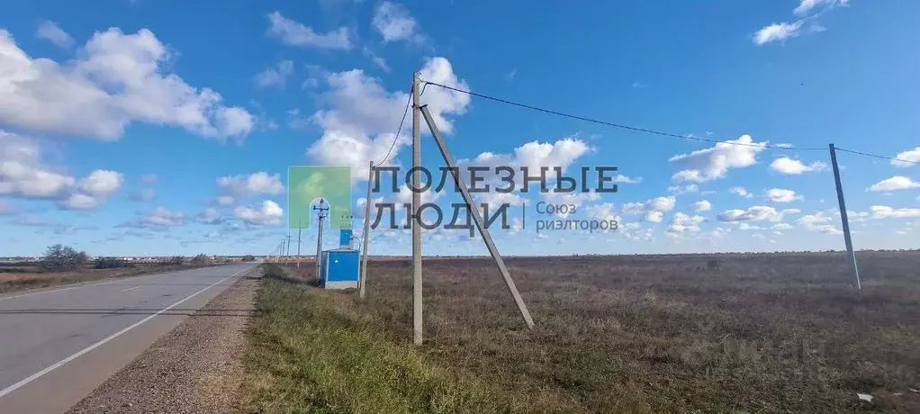 Участок в Крым, Черноморский район, с. Межводное ул. Харьковская (25.0 ... - Фото 2