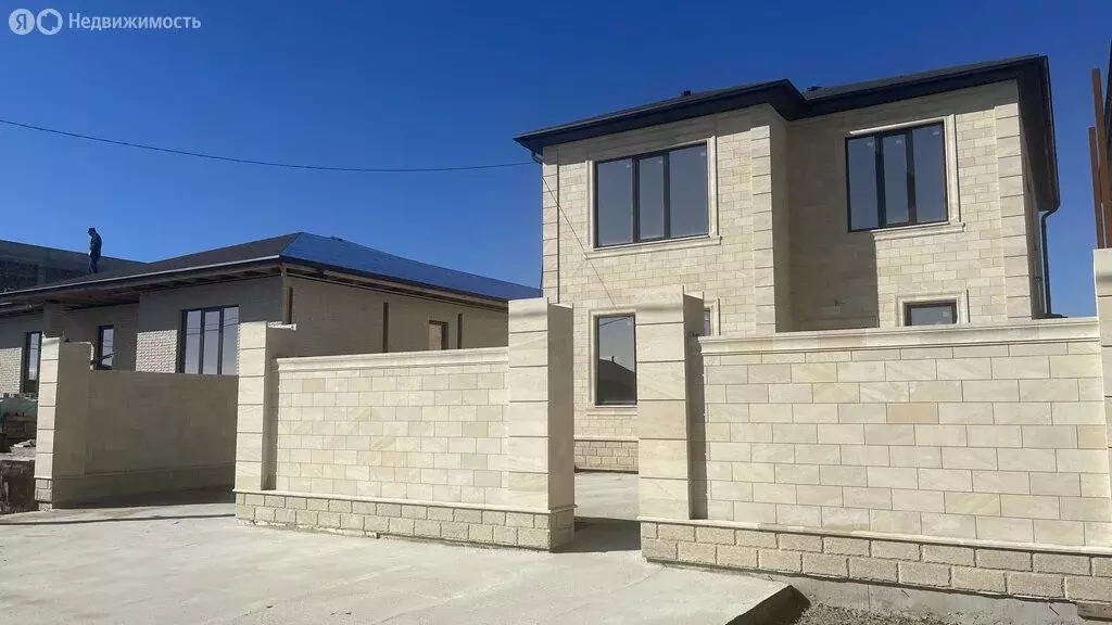 Дом в Ставрополь, улица Владимира Калмыкова, 2 (155 м) - Фото 1