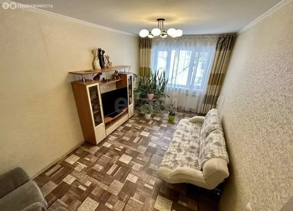 2-комнатная квартира: Южно-Сахалинск, улица А.О. Емельянова, 17 (50 м) - Фото 2