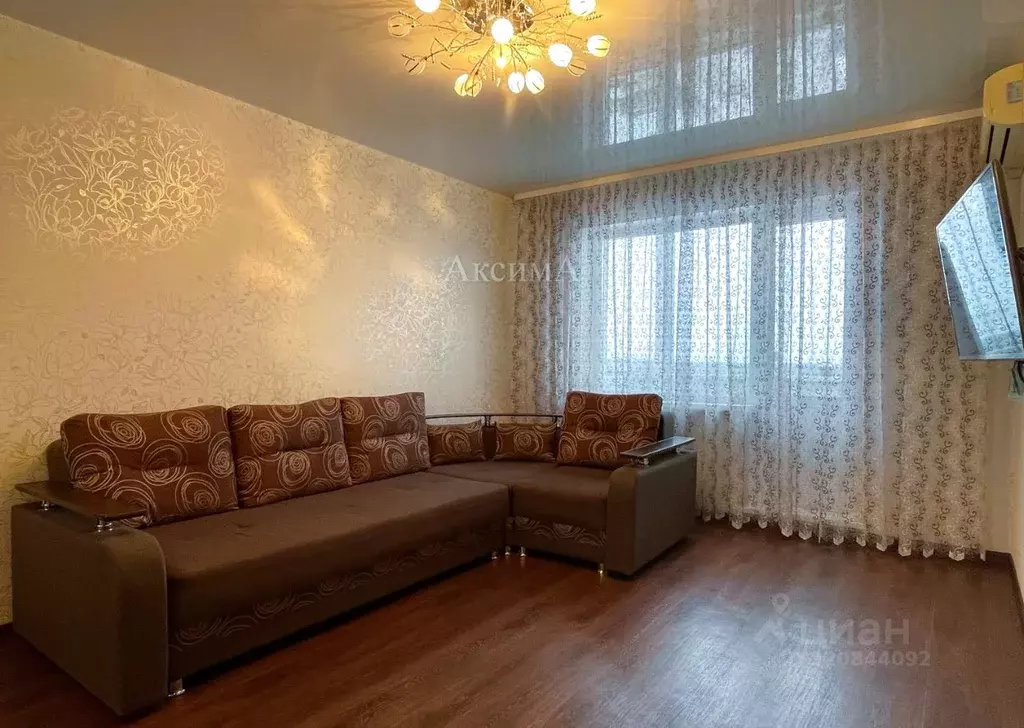 2-к кв. Омская область, Омск ул. Дианова, 15 (47.0 м) - Фото 1