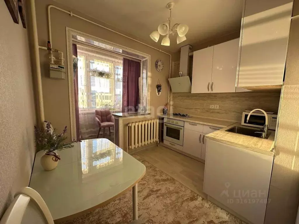 1-к кв. Ямало-Ненецкий АО, Салехард ул. Республики, 71 (33.5 м) - Фото 0