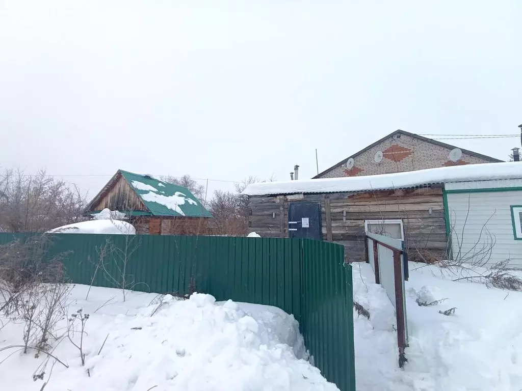 Дом в Башкортостан, Чишминский поссовет, Чишмы рп ул. Элеваторная, 10 ... - Фото 1