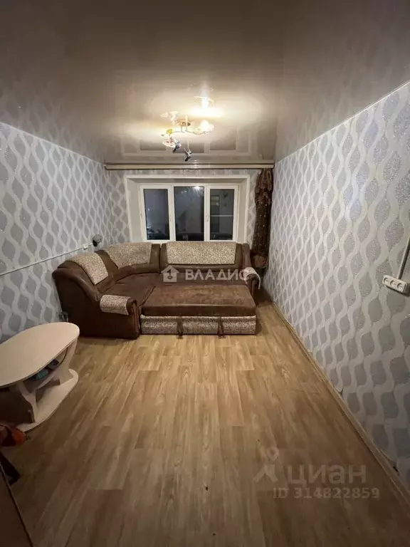 5-к кв. Владимирская область, Ковров Муромская ул., 13А (100.0 м) - Фото 0