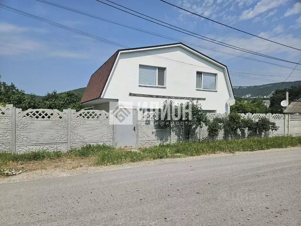 Дом в Севастополь с. Терновка, пер. Конторский, 5 (182 м) - Фото 1