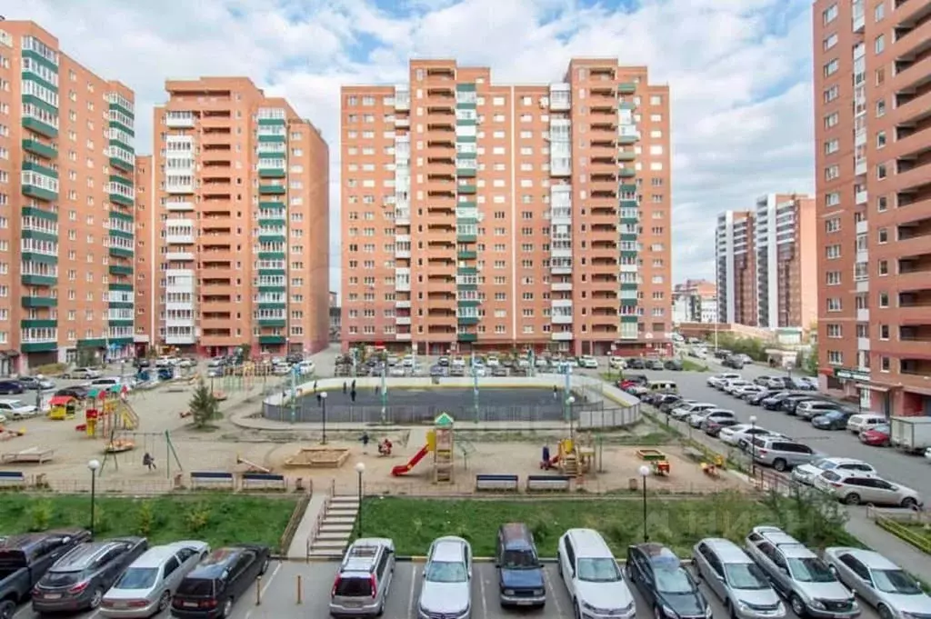 2-к кв. Иркутская область, Иркутск ул. Дыбовского, 8/4 (67.0 м) - Фото 0