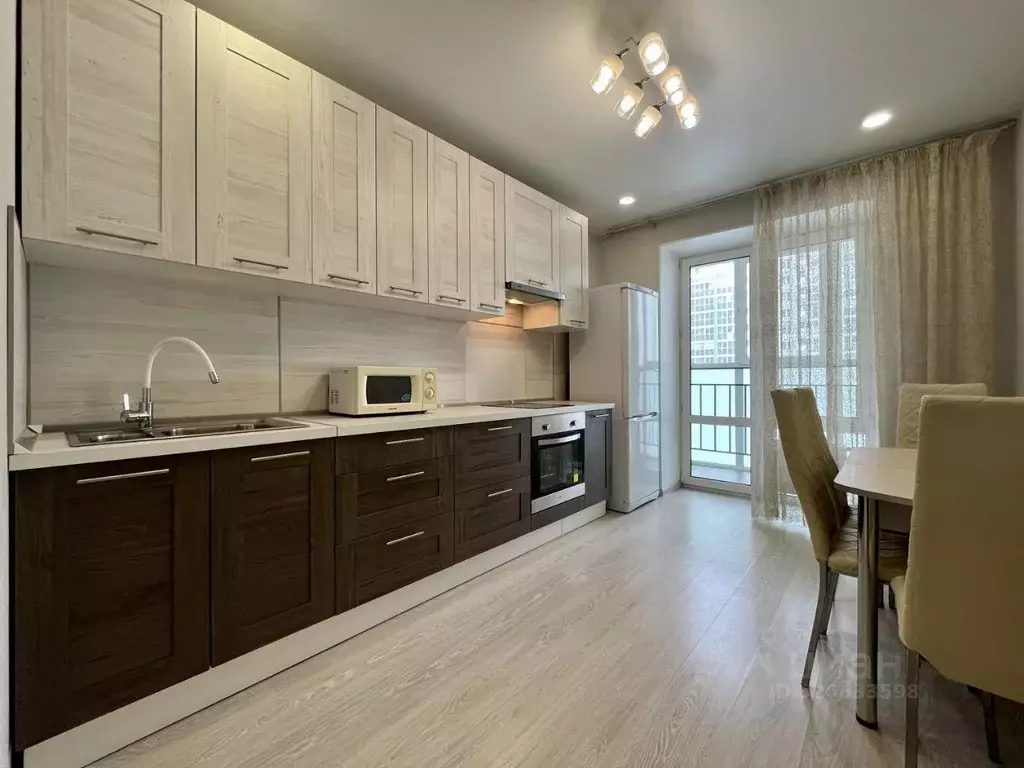 2-к кв. Татарстан, Казань ул. Азата Аббасова, 3 (49.5 м) - Фото 2