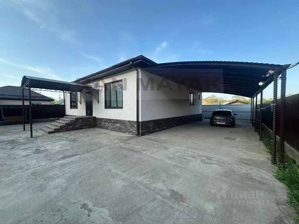 Дом в Адыгея, Майкопский район, Краснооктябрьское с/пос, Заречное-2 ... - Фото 1