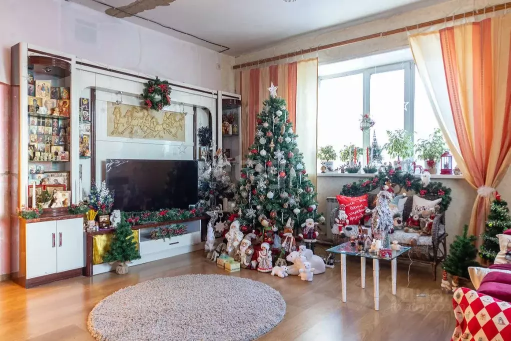 Дом в Хабаровский край, Хабаровск Шилкинская ул., 35А (410 м) - Фото 1