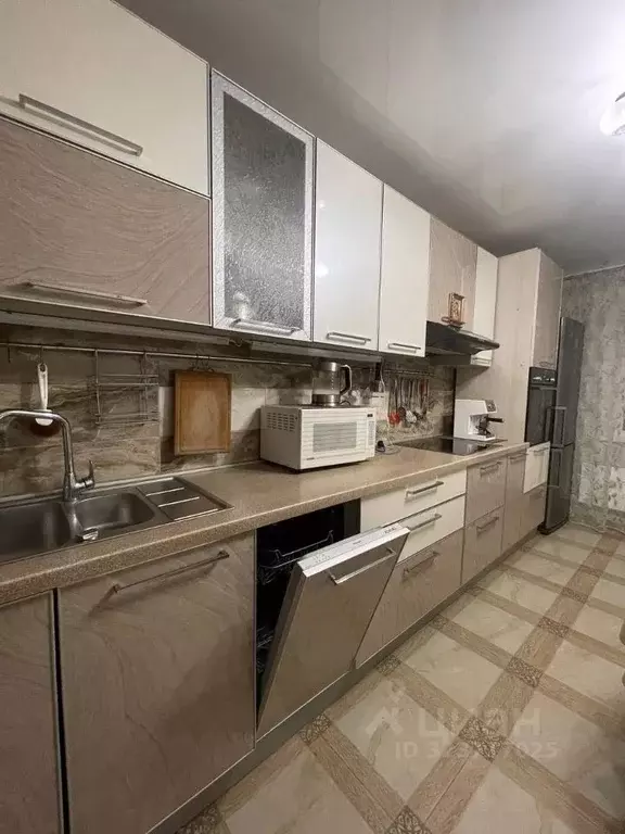 2-к кв. Нижегородская область, Нижний Новгород Ошарская ул., 80 (66.3 ... - Фото 1