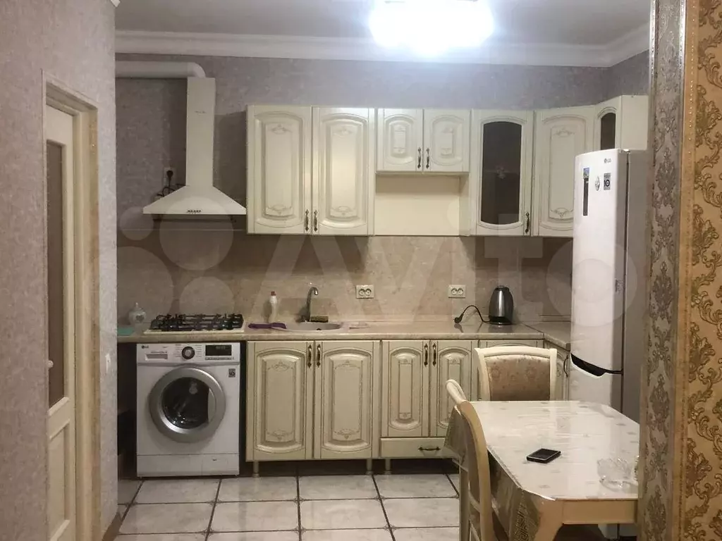 2-к. квартира, 60 м, 2/10 эт. - Фото 0