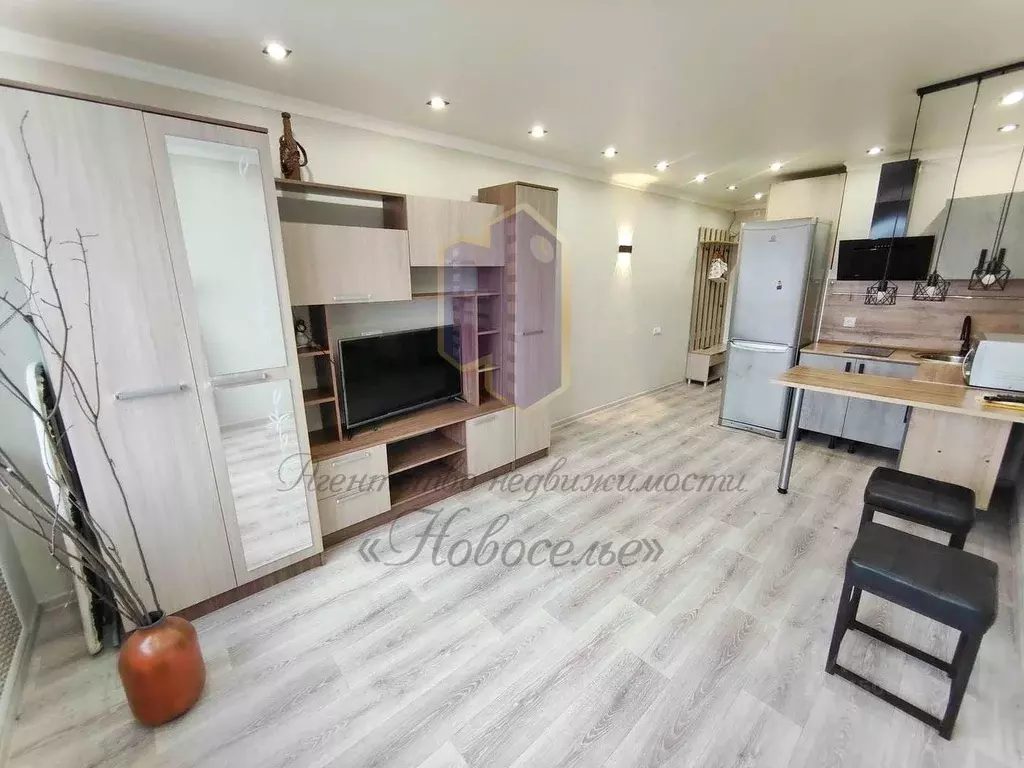 1-к кв. Белгородская область, Старый Оскол Молодогвардеец мкр, 1 (23.0 ... - Фото 1