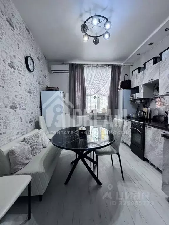 2-к кв. Волгоградская область, Волгоград ул. Хользунова, 18А (47.6 м) - Фото 2