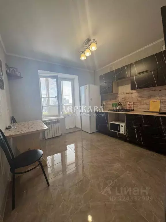 1-к кв. Белгородская область, Старый Оскол Центральный мкр, 4 (40.0 м) - Фото 2