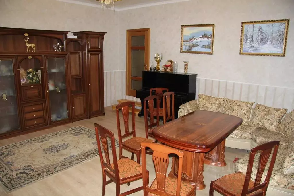 Дом в Курская область, Курск ул. 1-я Лиственная, 15 (300 м) - Фото 0