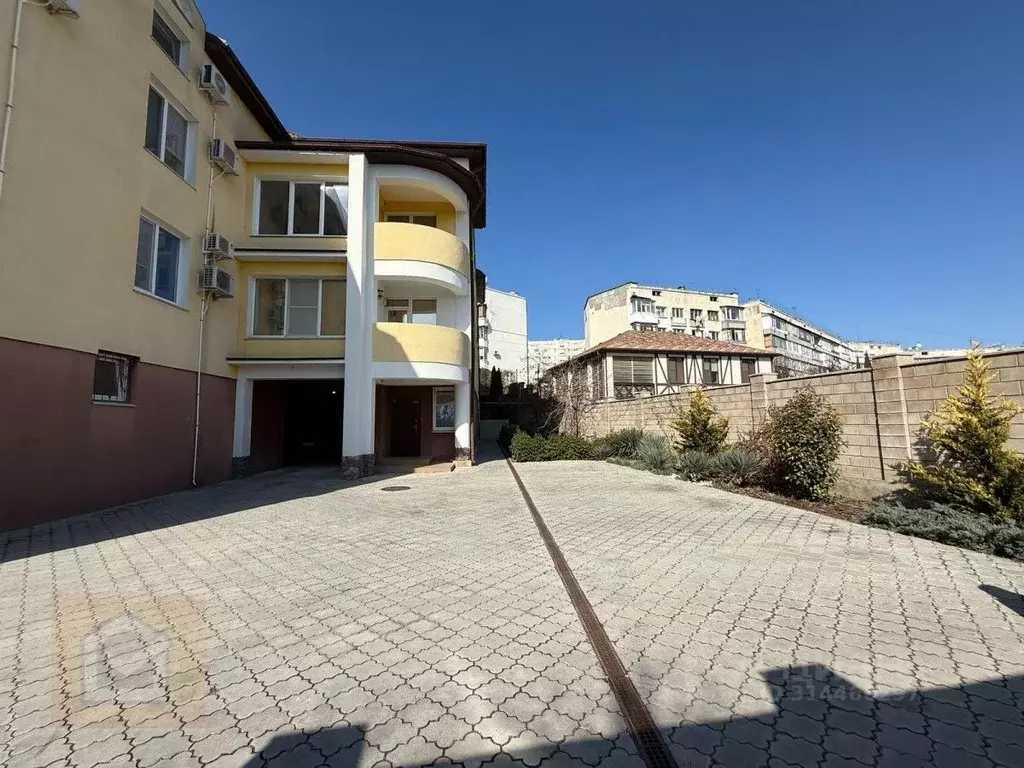 3-к кв. Севастополь ул. Генерала Хрюкина, 12Б (127.0 м) - Фото 0