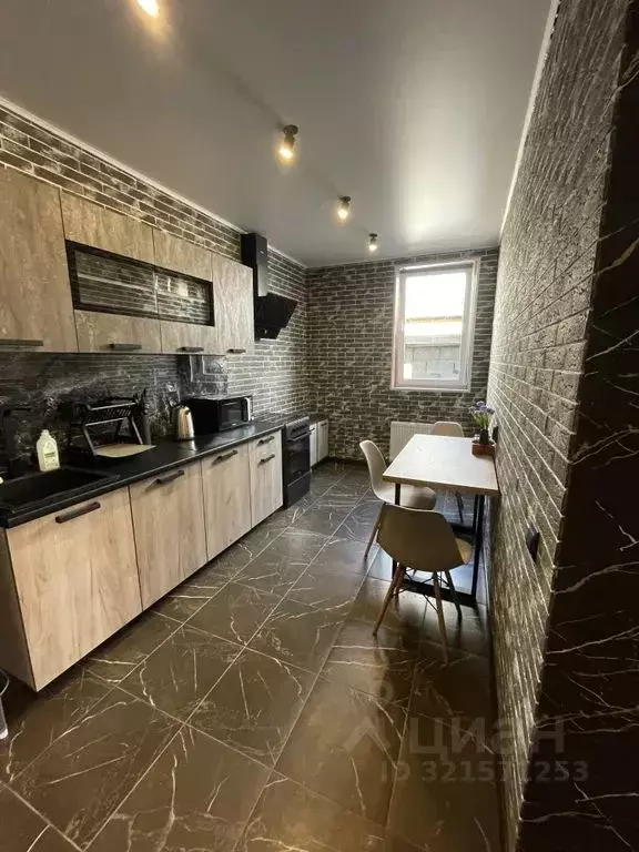 Дом в Адыгея, Майкопский район, Абадзехская ст-ца ул. Винника, 48А (40 ... - Фото 1