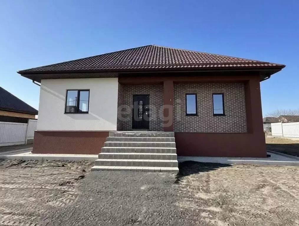 Дом в Белгородская область, Старый Оскол ул. Окольная, 122 (107 м) - Фото 1