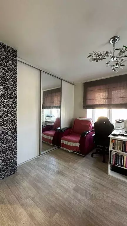 1-к кв. Татарстан, Казань ул. Дементьева, 33 (30.2 м) - Фото 2