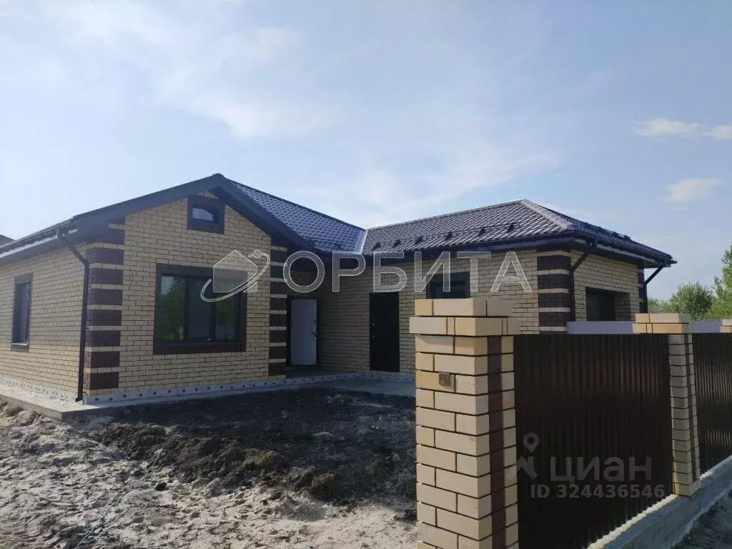 Дом в Тюменская область, Тюмень ул. Крымская (130 м) - Фото 1