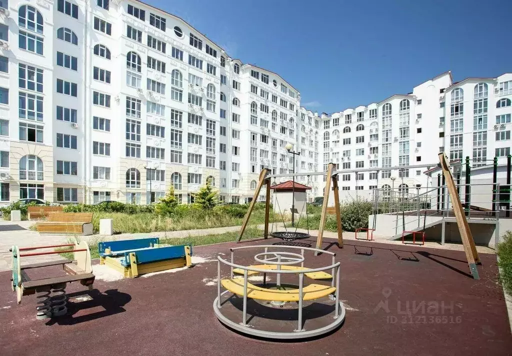 2-к кв. Севастополь просп. Античный, 5/8 (70.8 м) - Фото 0