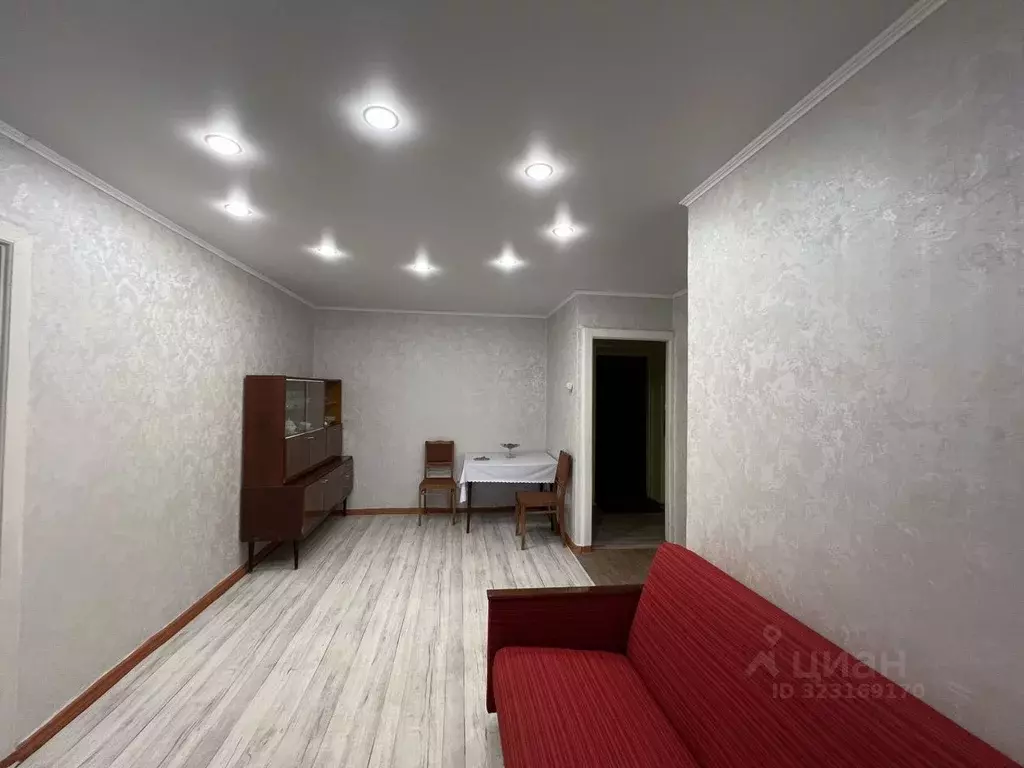 2-к кв. Брянская область, Брянск ул. Котовского, 2А (40.1 м) - Фото 2