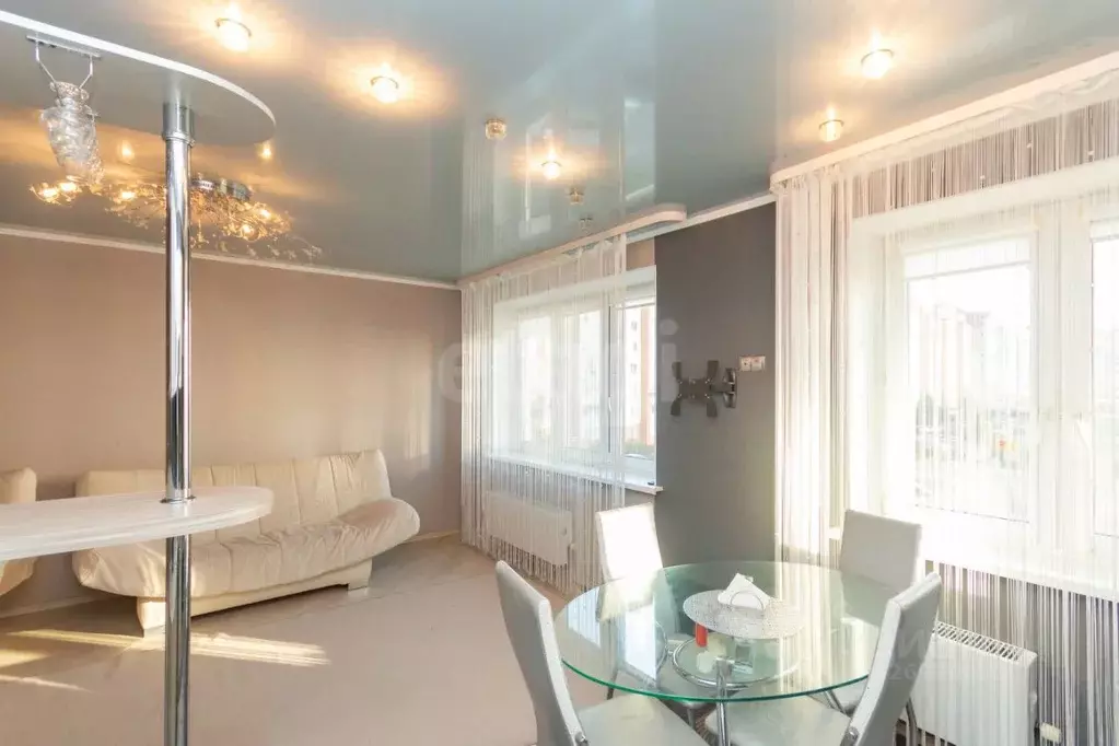 3-к кв. Тюменская область, Тюмень ул. Западносибирская, 18к1 (66.0 м) - Фото 1