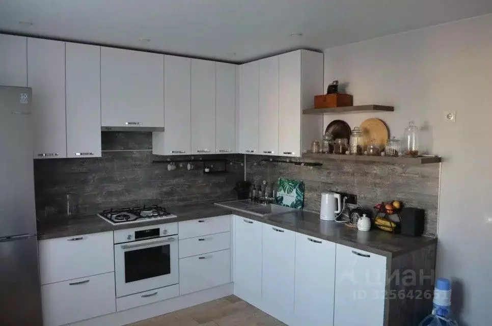 3-к кв. Мордовия, Саранск ул. Васенко, 7Гк2 (80.0 м) - Фото 1