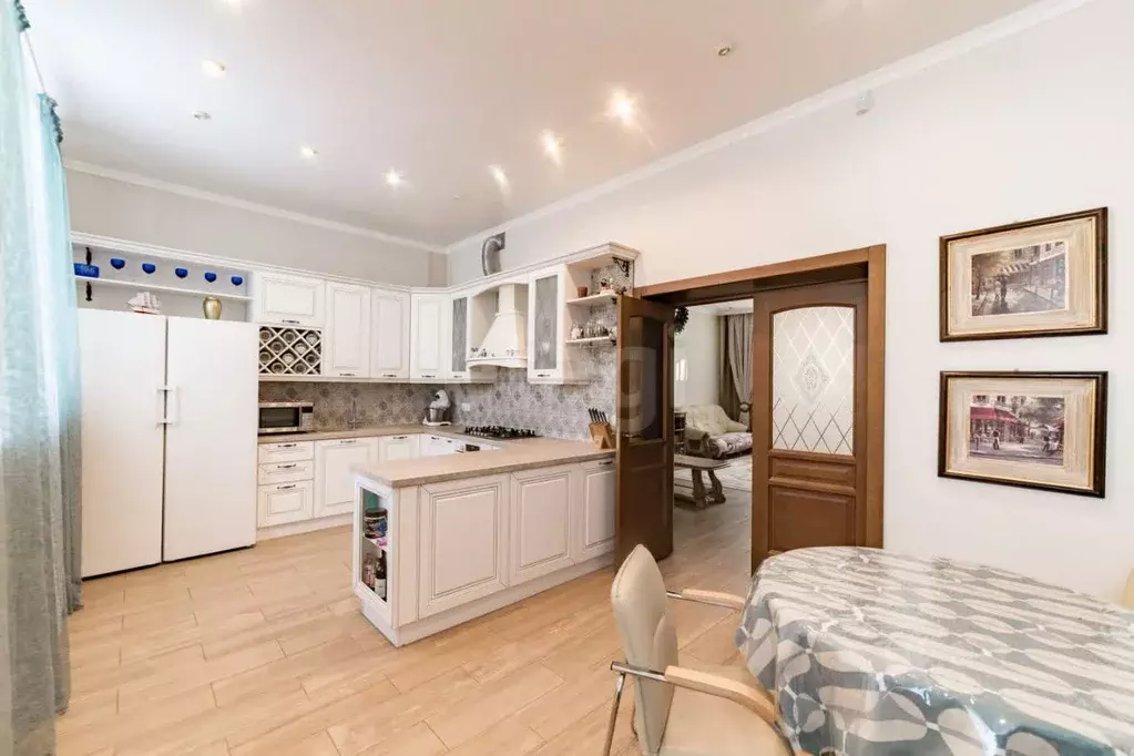 Дом в Татарстан, Казань ул. Чунтонова, 5 (241 м) - Фото 1