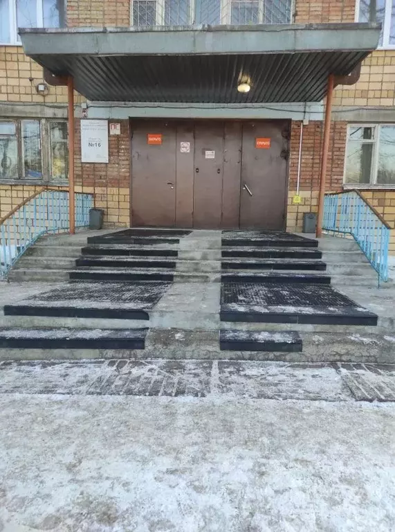 Помещение свободного назначения в Красноярский край, Красноярск ул. ... - Фото 1