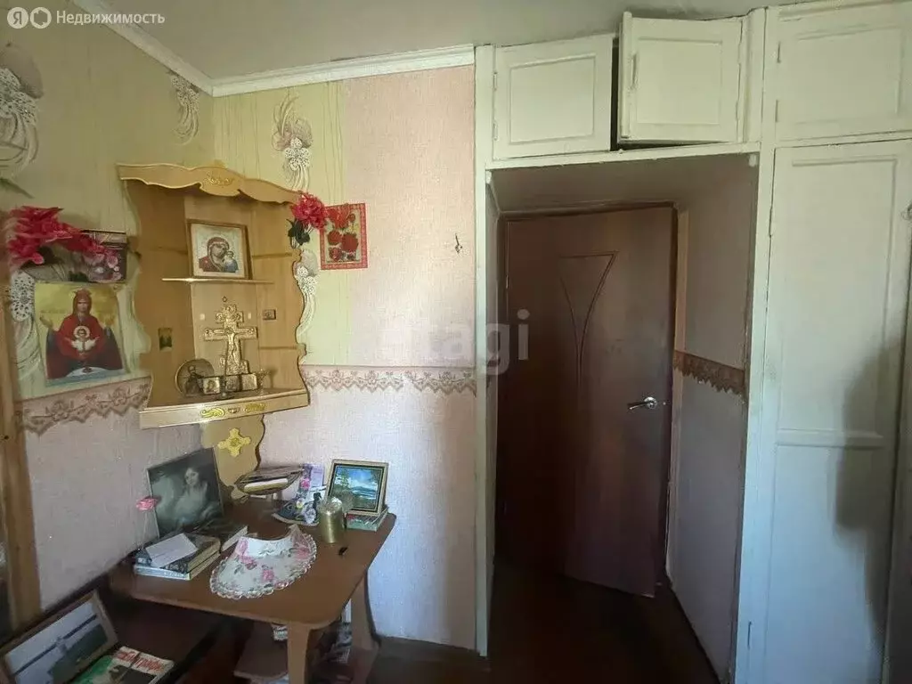 3-комнатная квартира: Череповец, улица Краснодонцев, 42А (70.2 м) - Фото 1