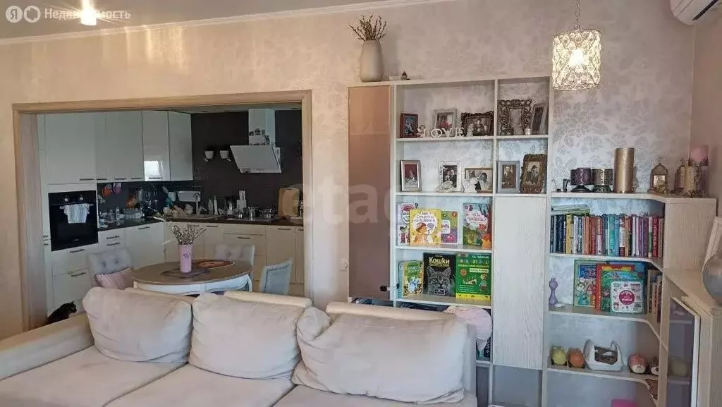 2-комнатная квартира: Тюмень, Индустриальная улица, 34 (71.6 м) - Фото 2