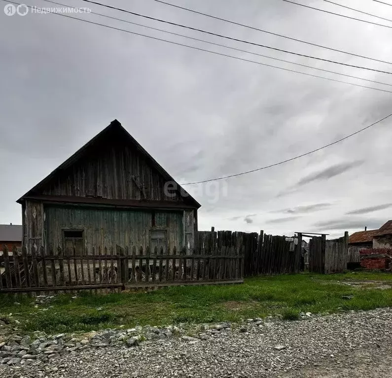 Дом в село Кундравы, улица Труда (36.4 м) - Фото 1