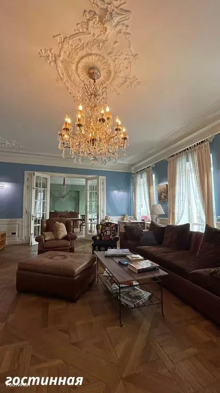10 и более-к. квартира, 530 м, 5/5 эт. - Фото 0