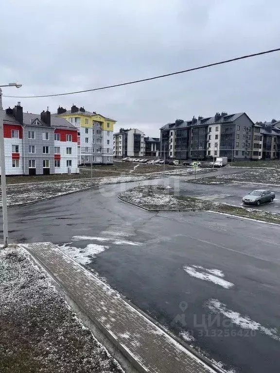 3-к кв. Белгородская область, Белгород ул. Большетроицкая, 32 (68.0 м) - Фото 0