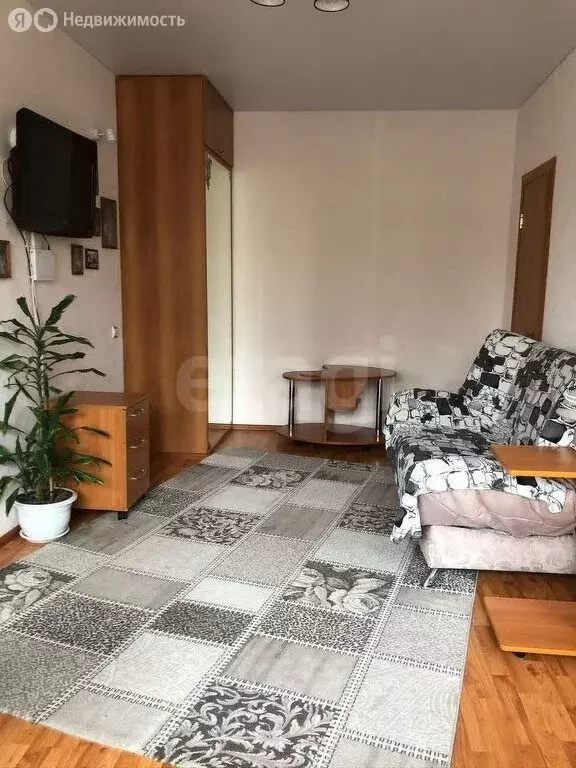 2-комнатная квартира: Краснокамск, Большевистская улица, 23 (41 м) - Фото 1