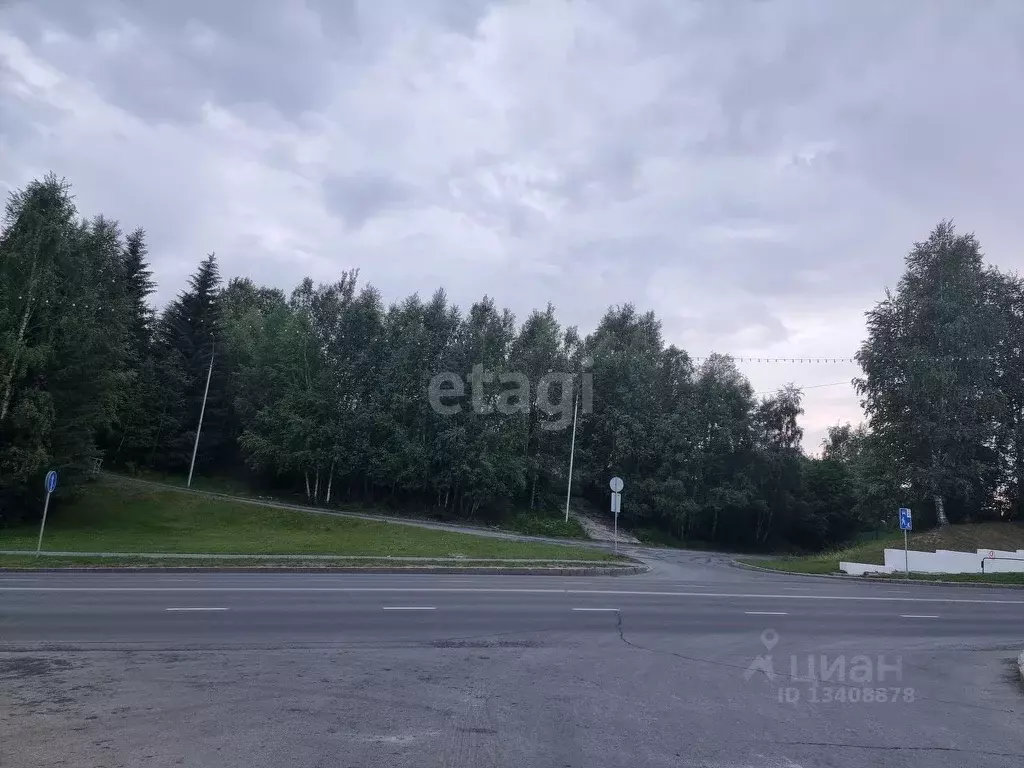 Участок в Ханты-Мансийский АО, Ханты-Мансийск ул. Гагарина (5.0 сот.) - Фото 1