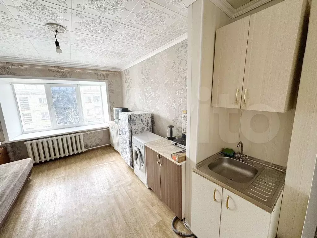 Комната 14 м в 4-к., 4/4 эт. - Фото 1