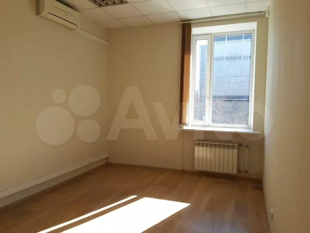 Аренда офиса 36.8 кв.метров, 4 этаж - Фото 1
