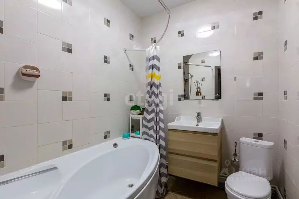 Таунхаус в Свердловская область, Полевской муниципальный округ, с. ... - Фото 1