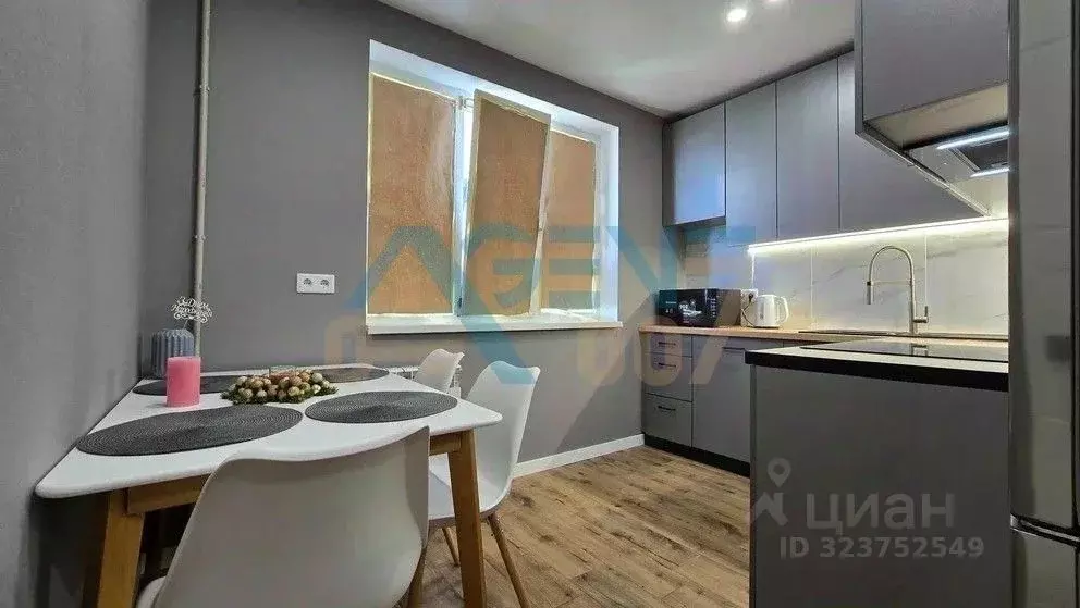 3-к кв. Белгородская область, Белгород ул. Ватутина, 13 (74.0 м) - Фото 2