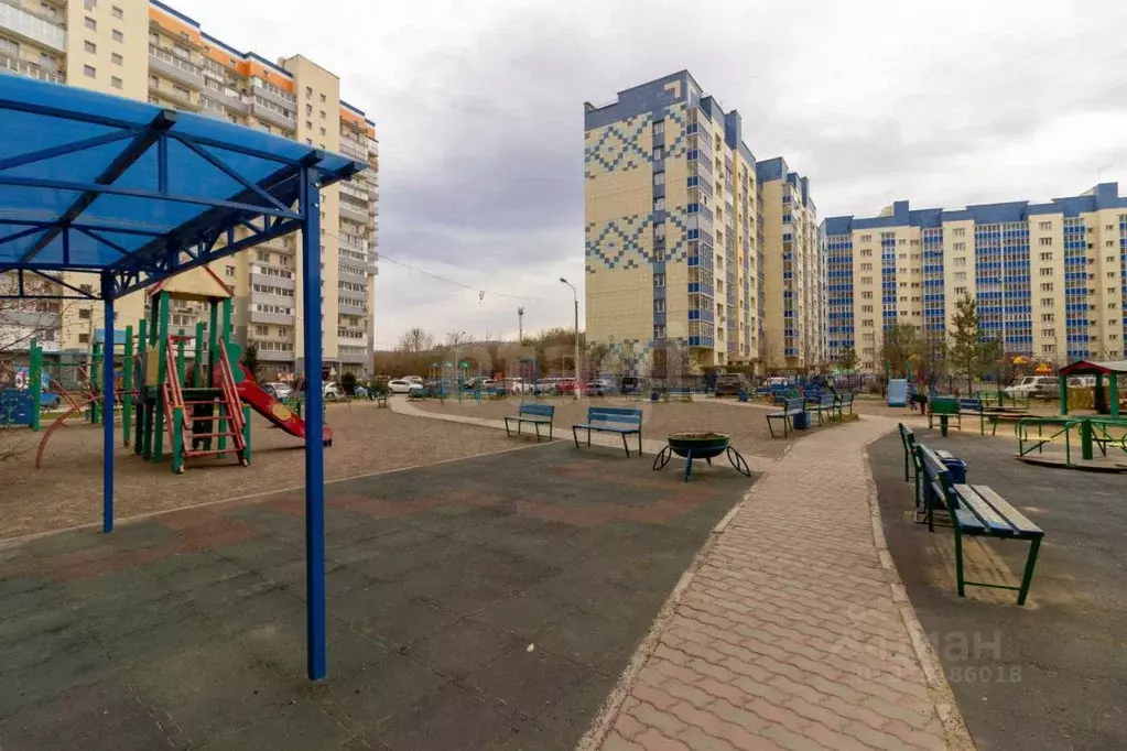 3-к кв. Красноярский край, Красноярск Судостроительная ул., 137 (100.9 ... - Фото 1