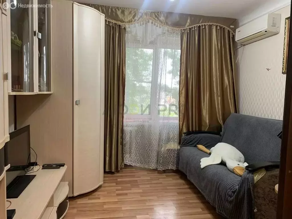 1к в -комнатной квартире (10.4 м) - Фото 1
