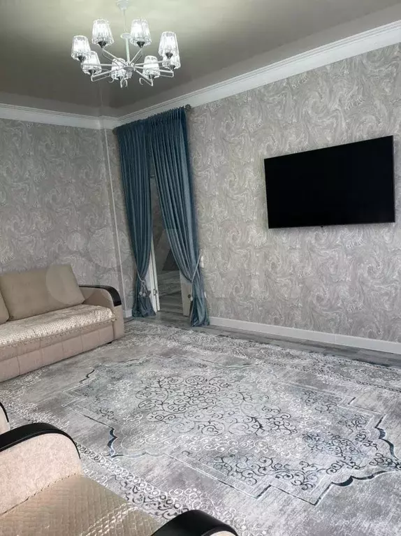 2-к. квартира, 83 м, 2/8 эт. - Фото 0