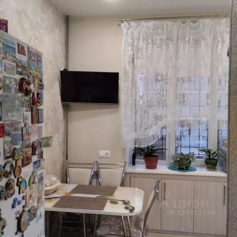 2-к кв. Волгоградская область, Волгоград ул. Рыкачева, 5 (56.1 м) - Фото 2