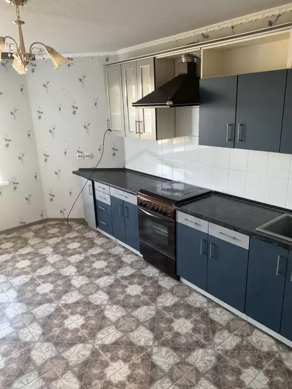 2-к кв. Калужская область, Калуга ул. Гурьянова, 18к2 (65.7 м) - Фото 0
