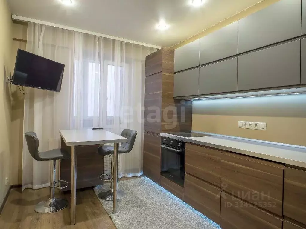 3-к кв. Новосибирская область, Новосибирск ул. Кирова, 108 (77.0 м) - Фото 2