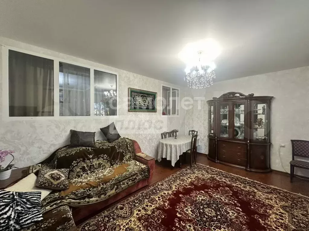 3-к. квартира, 70 м, 1/5 эт. - Фото 1