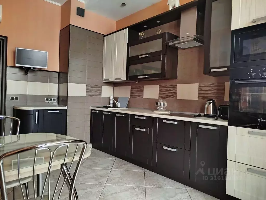 2-к кв. Москва Ярцевская ул., 32 (80.0 м) - Фото 0