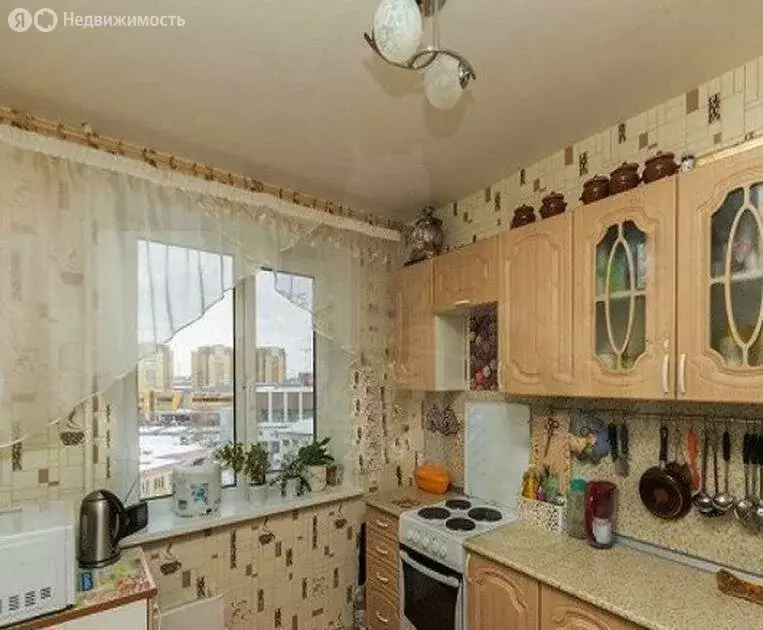 4-комнатная квартира: Тюмень, 6-й микрорайон, проезд 9 Мая, 2 (81 м) - Фото 2
