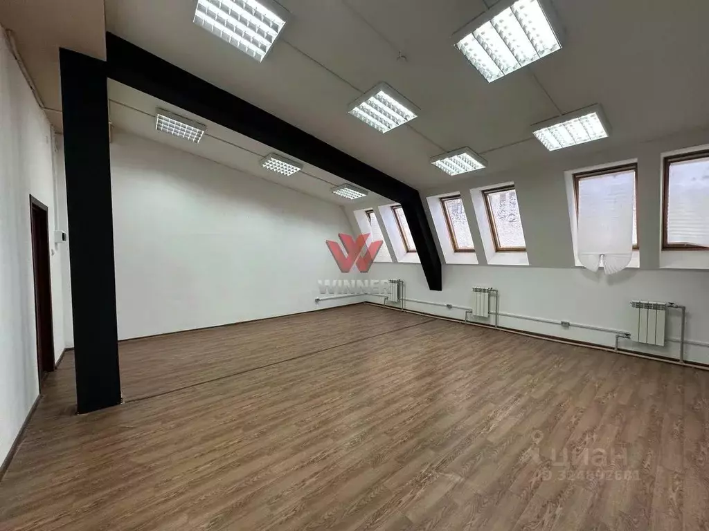 Офис в Нижегородская область, Нижний Новгород ул. Октябрьской ... - Фото 1